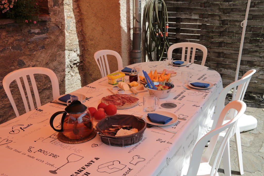 مبيت وإفطار Verdabbio Casa Dosc المظهر الخارجي الصورة